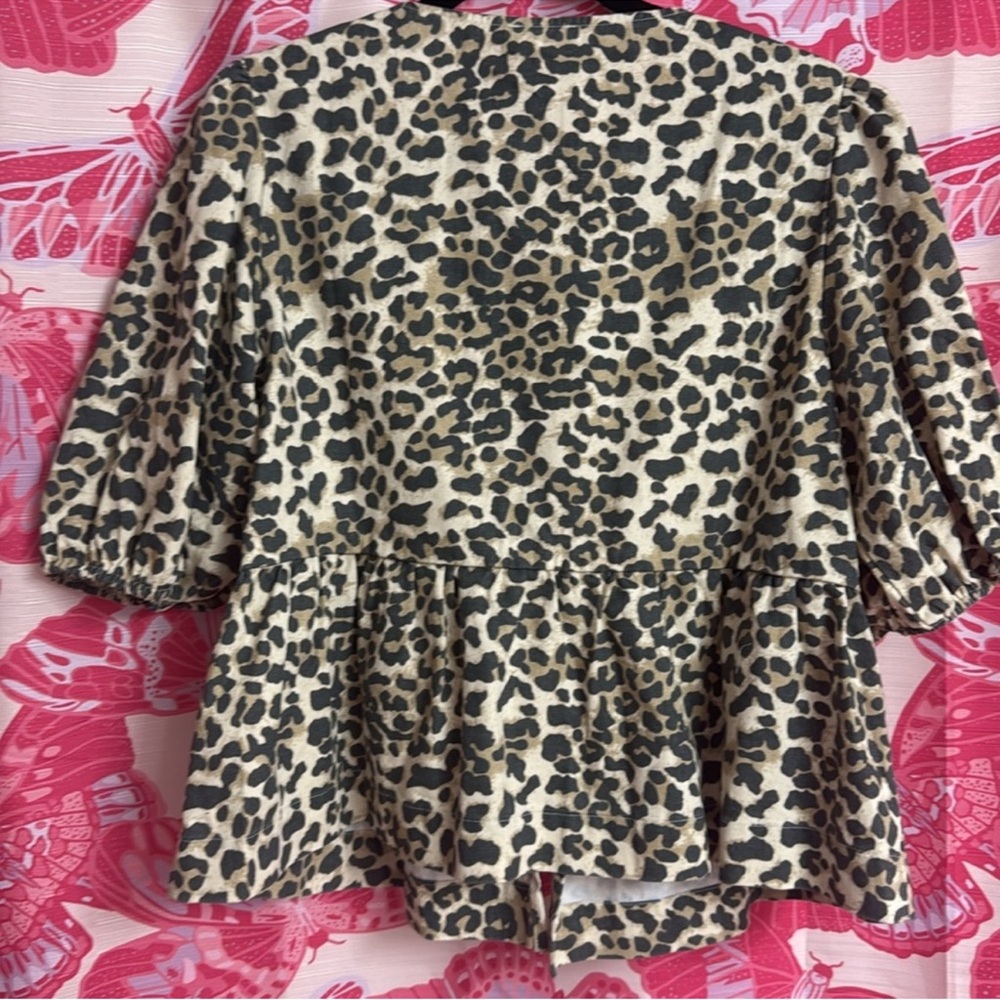 Leopard Top - Picture 3 of 4